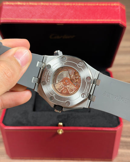 AUDEMARS PIGUET ROYAL OAK OFFSHORE CRONÓGRAFO - GRIS