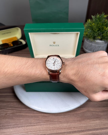 ROLEX CELLINI DATE - ROSEGOLD CAFÉ FONDO BLANCO