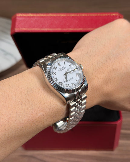 ROLEX DATEJUST PLATEADO - FONDO BLANCO