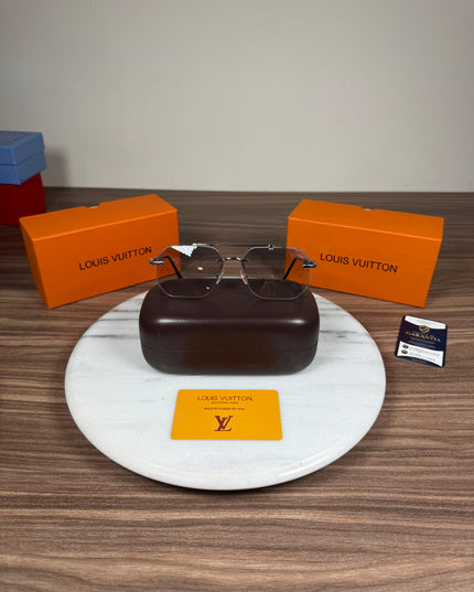 LOUIS VUITTON