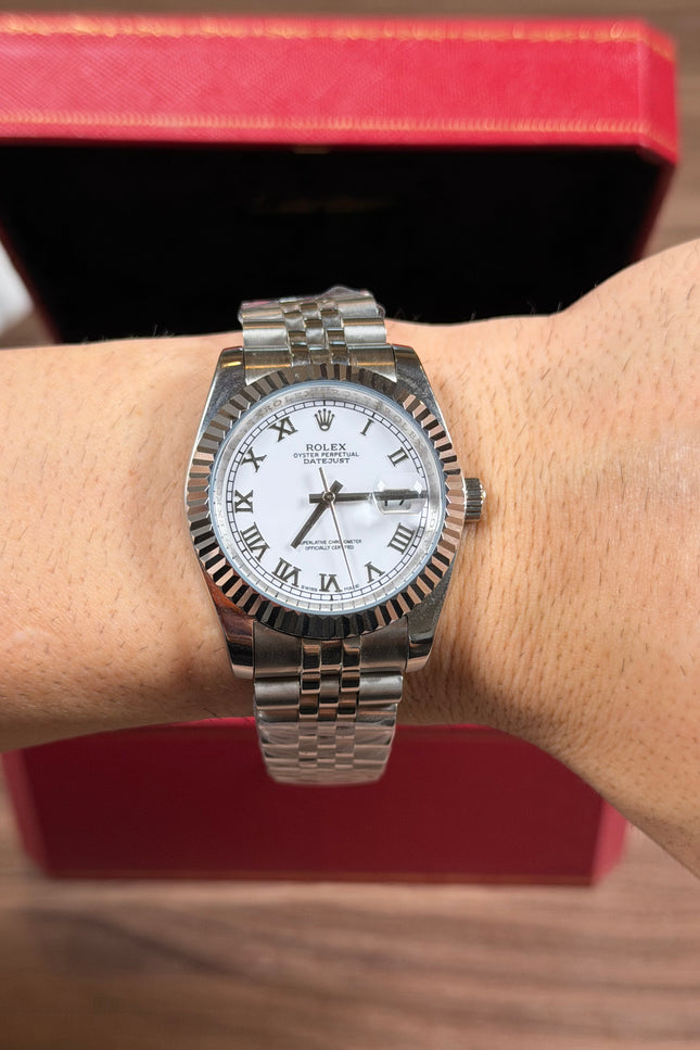 ROLEX DATEJUST PLATEADO - FONDO BLANCO