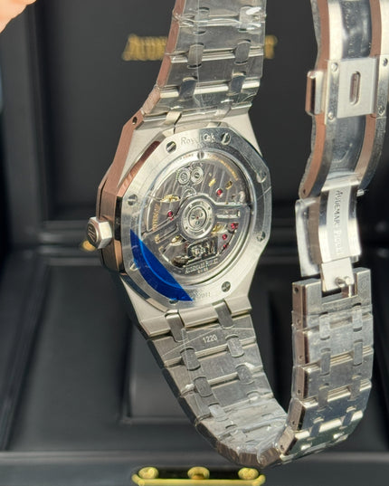 AUDEMARS PIGUET ROYAL OAK SUIZO - FONDO VERDE