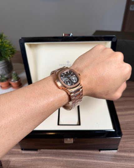PATEK PHILIPPE NAUTILUS MOON PHASE ROSEGOLD