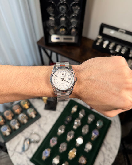 ROLEX DAY DATE PLATEADO - FONDO BLANCO