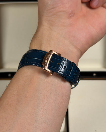 PATEK PHILIPPE NAUTILUS MOON PHASE ROSE GOLD CORREA PIEL AZUL