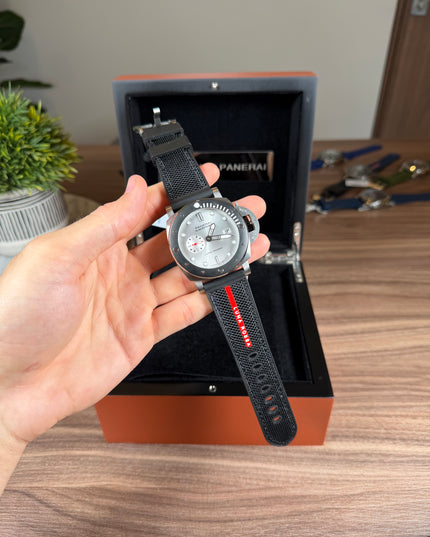 PANERAI SUMERSIBLE LUNA ROSSA GMT - NEGRO/GRIS