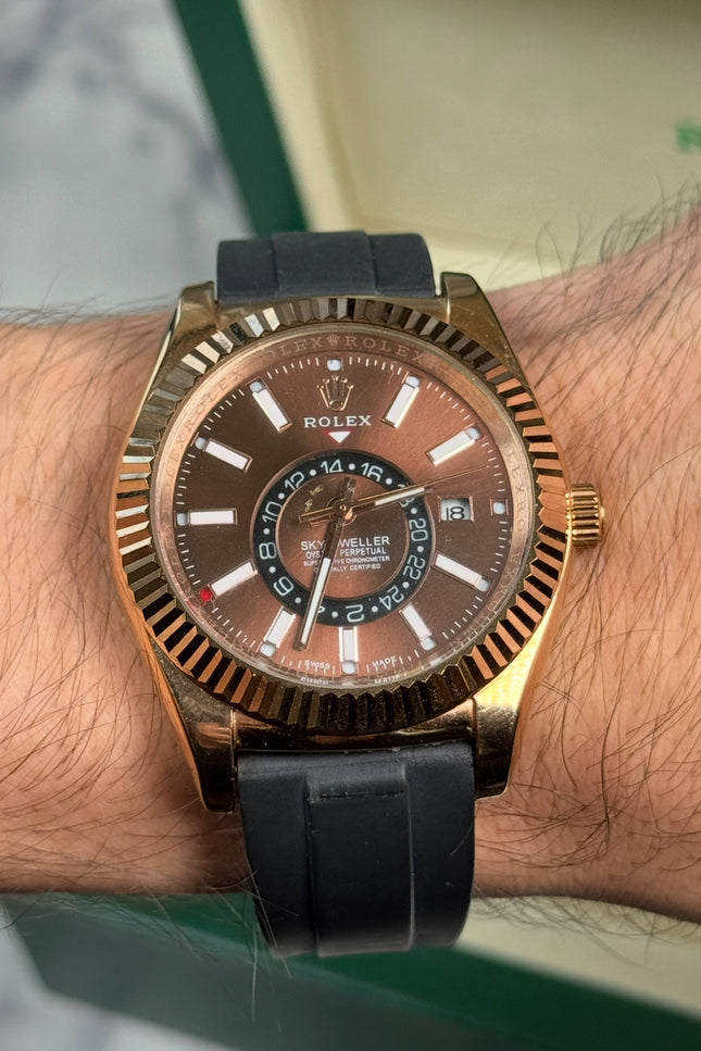 ROLEX SKY-DWELLER CAUCHO - MARRÓN