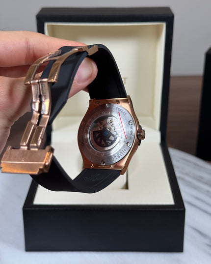HUBLOT CLASSIC FUSION CERAMIC KING GOLD BLACK DIAL