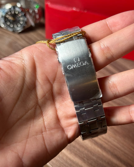 OMEGA SEAMASTER DRIVER 300M AUTOMÁTICO - FONDO NEGRO SUIZO