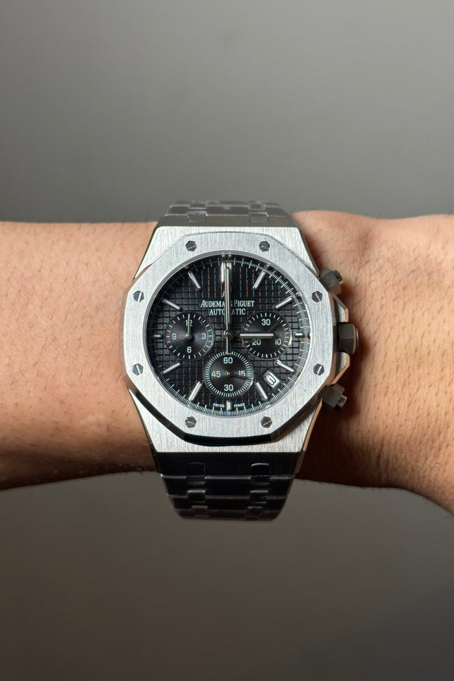 AUDEMARS PIGUET ROYAL OAK CHRONO - FONDO NEGRO
