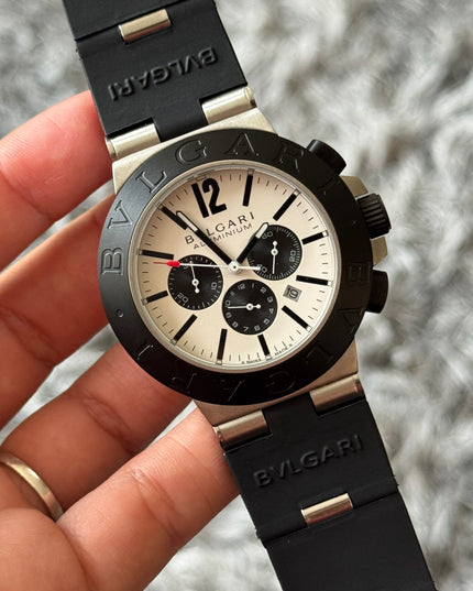 BVLGARI ALUMINIUM CRONÓGRAFO FONDO BLANCO
