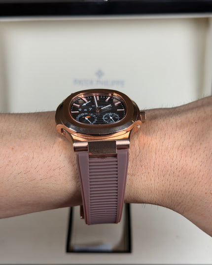 PATEK PHILIPPE NAUTILUS MOON PHASE ROSE GOLD CORREA CAUCHO CAFÉ