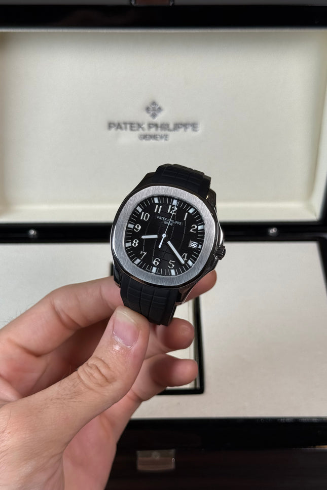 PATEK PHILIPPE AQUANAUT 5167 SUIZO - NEGRO