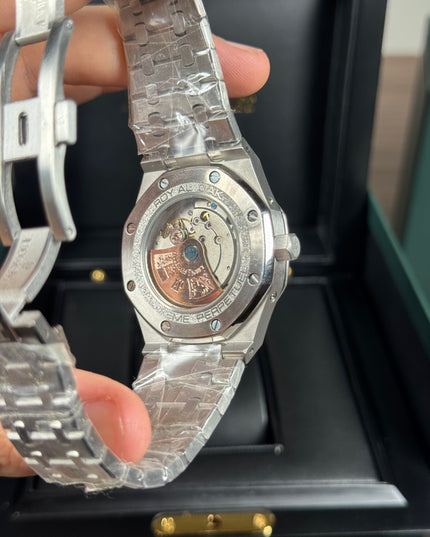 AUDEMARS PIGUET ROYAL OAK CALENDAR - BLUE DIAL