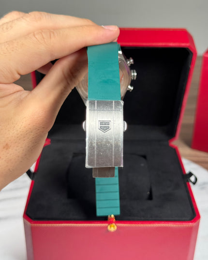 TAG HEUER CARRERA