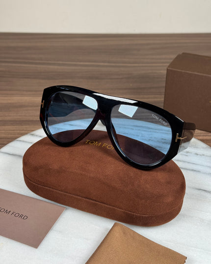 TOM FORD
