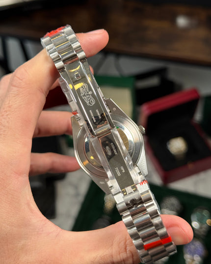 ROLEX DAY DATE PLATEADO - FONDO BLANCO