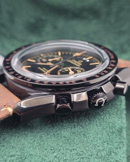 OMEGA SPEEDMASTER DARK SIDE OF THE MOON - CAFÉ