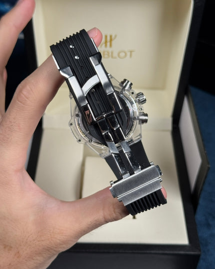 HUBLOT BIG BANG MAGIC SAPPHIRE