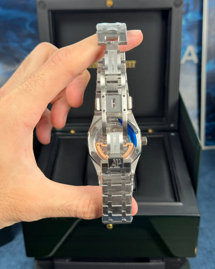AUDEMARS PIGUET ROYAL OAK 40 MM SUIZO - FONDO AZUL