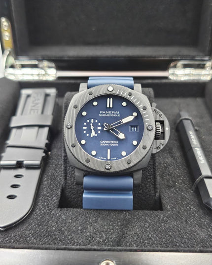 PANERAI SUMERSIBLE QUARANTAQUATTRO CARBOTECH BLU ABISSO - SUIZO