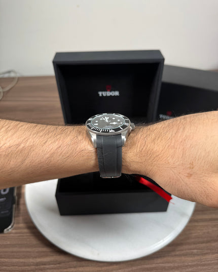 TUDOR PELAGOS CAUCHO - NEGRO