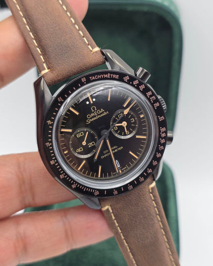 OMEGA SPEEDMASTER DARK SIDE OF THE MOON - CAFÉ