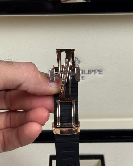 PATEK PHILIPPE AQUANAUT - NEGRO