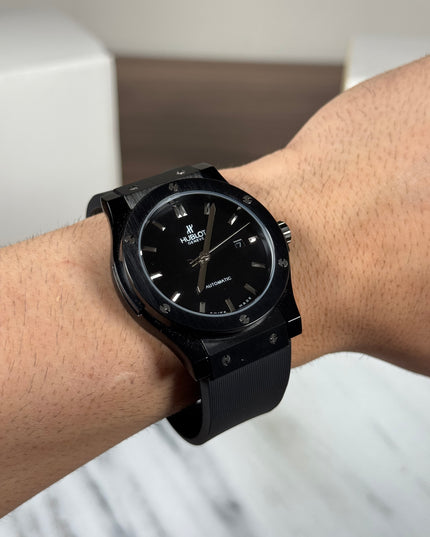 HUBLOT CLASSIC FUSION BLACK MAGIC