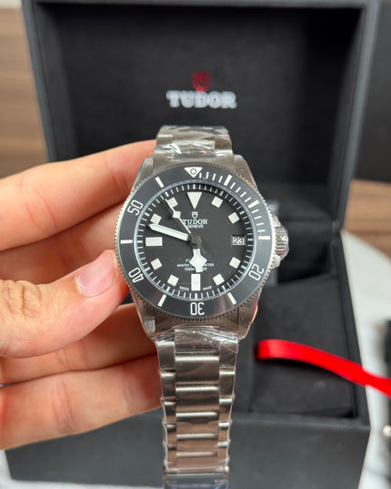 TUDOR PELAGOS ULTRA ACERO SUIZO - NEGRO