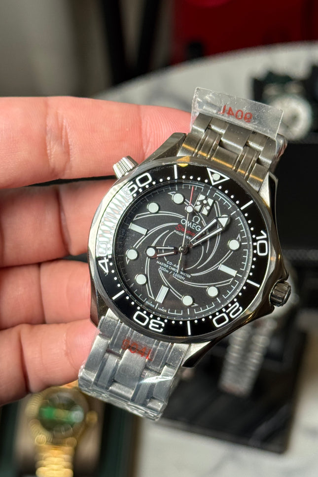 OMEGA SEAMASTER DRIVER 300M JAMES BOND 007 AUTOMÁTICO