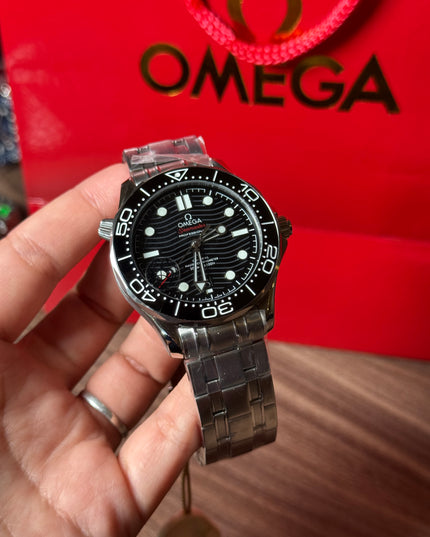 OMEGA SEAMASTER DRIVER 300M AUTOMÁTICO - FONDO NEGRO SUIZO