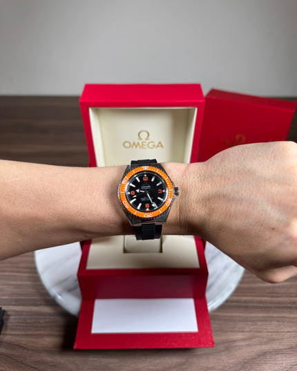 OMEGA SEAMASTER PLANET OCEAN 600M - NEGRO/NARANJA