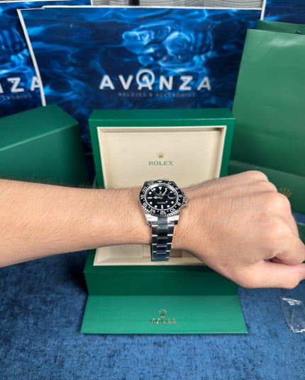 ROLEX GMT MASTER II SUIZO - OYSTER