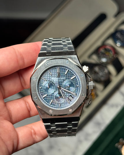 AUDEMARS PIGUET ROYAL OAK CHRONO - FONDO AZUL