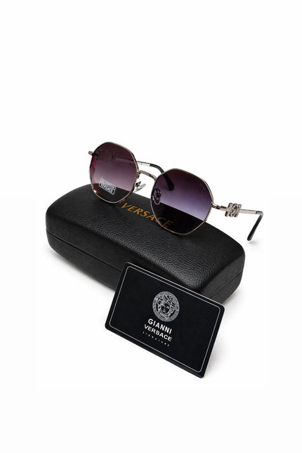 VERSACE