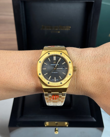 AP ROYAL OAK - DORADO FONDO NEGRO