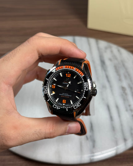 OMEGA SEAMASTER PLANET OCEAN 600M - NEGRO CON NARANJA