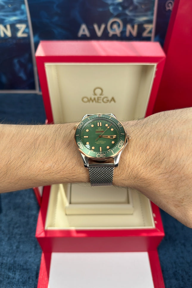 OMEGA SEAMASTER DIVER 300M - TITANIO