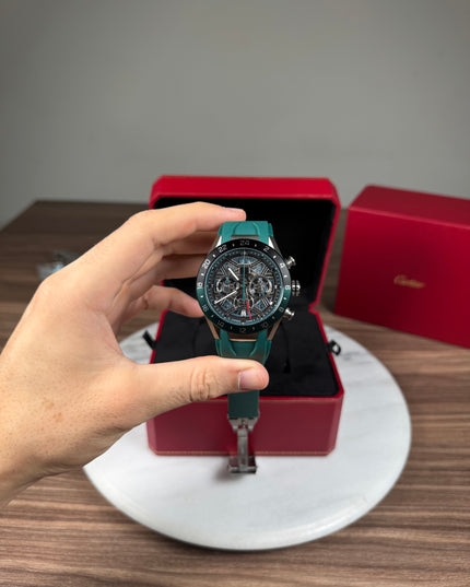 TAG HEUER CARRERA
