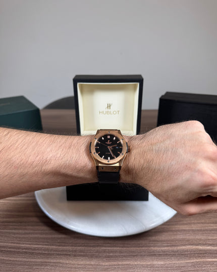 HUBLOT CLASSIC FUSION CERAMIC KING GOLD BLACK DIAL