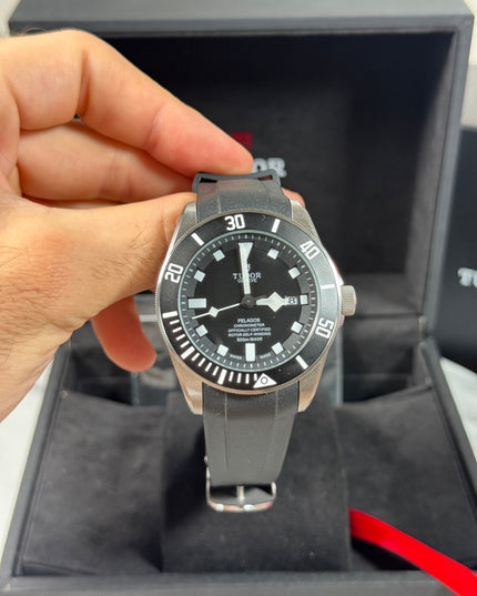 TUDOR PELAGOS CAUCHO - NEGRO