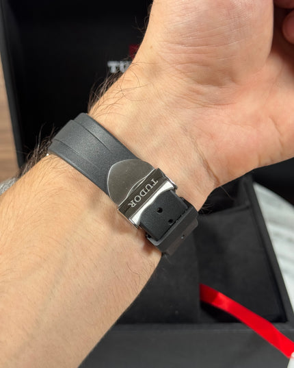 TUDOR PELAGOS CAUCHO - NEGRO