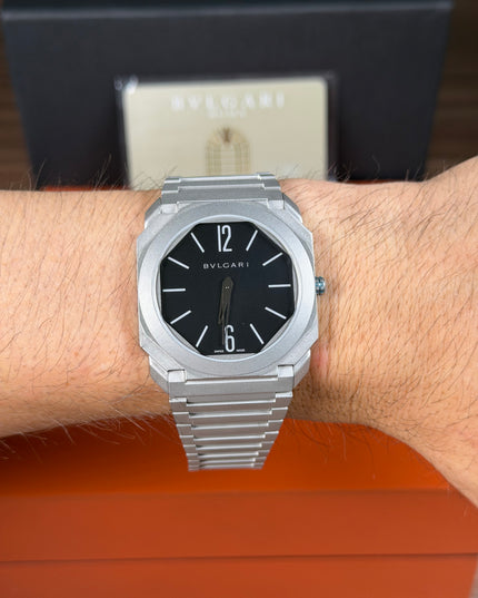 BVLGARI OCTO FINISSIMO - PLATA FONDO NEGRO