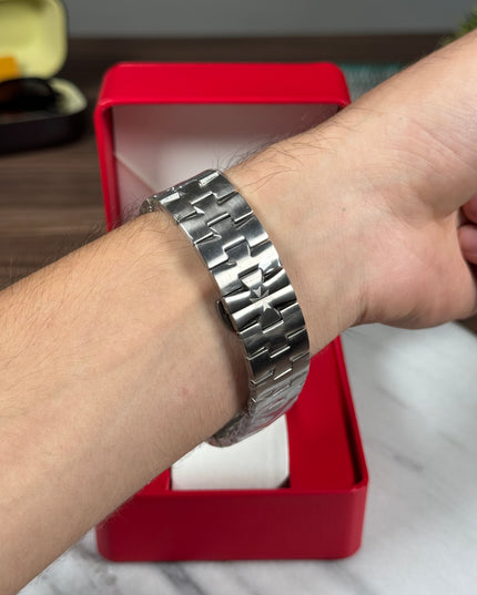 VACHERON CONSTANTIN OVERSEAS - FONDO PLATEADO