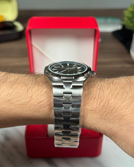 VACHERON CONSTANTIN OVERSEAS - FONDO NEGRO