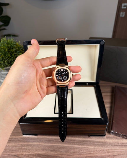PATEK PHILIPPE NAUTILUS MOON PHASE ROSE GOLD CORREA CUERO