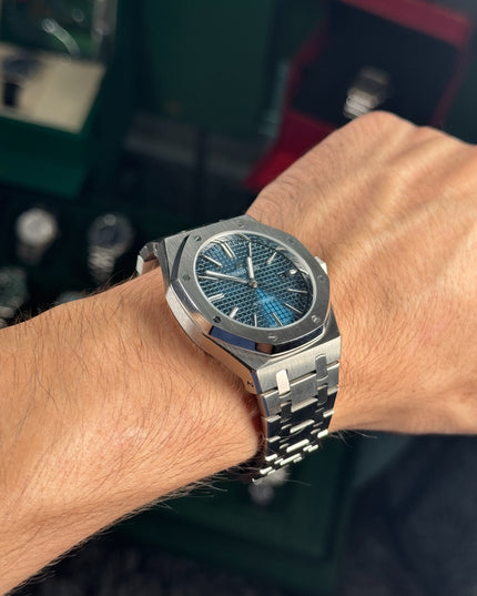 AUDEMARS PIGUET ROYAL OAK - FONDO AZUL