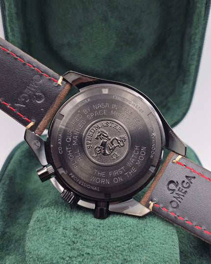 OMEGA SPEEDMASTER DARK SIDE OF THE MOON - CAFÉ