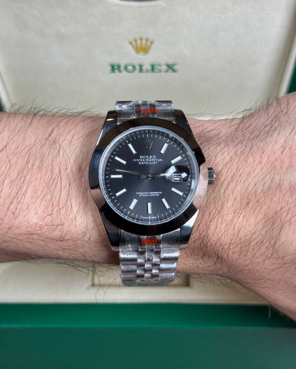 ROLEX DATEJUST PLATEADO - FONDO NEGRO OYSTER